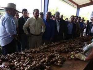 Visita Danilo Monte Plata