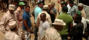 Detenidos conductor de autobús y 38 migrantes haitianos con pasaportes falsos  
