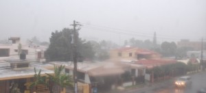 COE mantiene 14 provincias en alerta verde por aguaceros