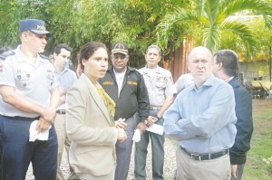 La fiscal Alba Núñez junto al procurador Domínguez Brito en La Mulata III. 