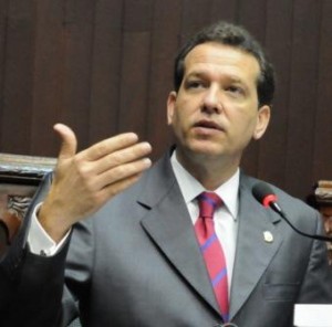 Víctor (Ito) Bisonó