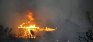 Incendio de casa (fuente externa)