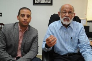 El doctor Mieses junto  uno de los expertos de Salud Mental