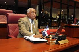 Senador Eddy Mateo (Fuente Externa)