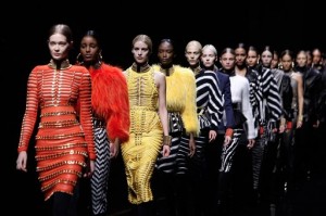 Desfile de Balmain