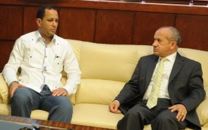 Ministro de La Juventud Jorge Minaya y de Salud Freddy Hidalgo.