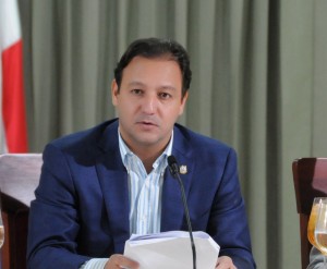 Abel Martínez afirma que dará “una pela” a los precandidatos que compitan contra él