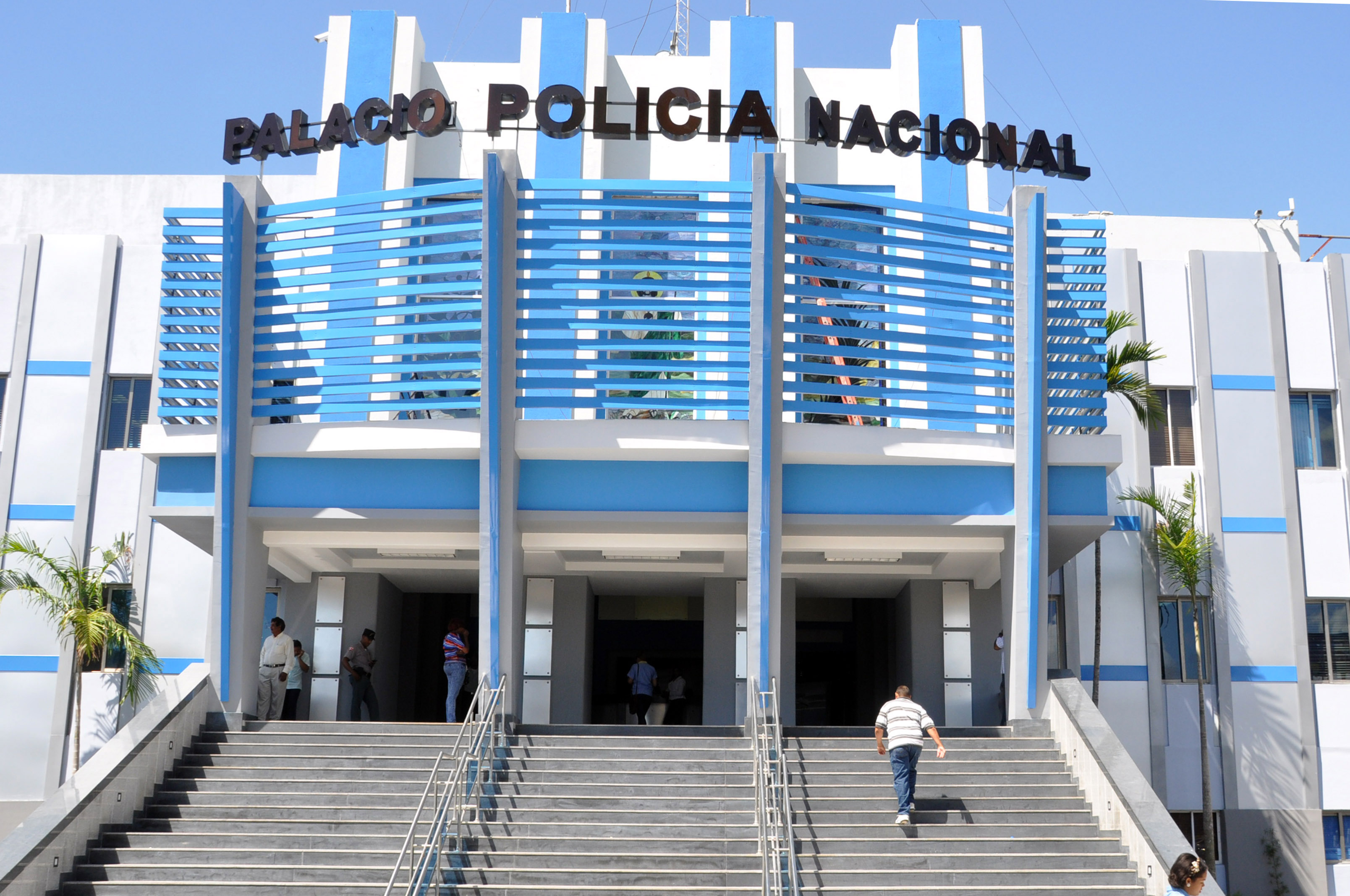 Recomiendan retiro de coronel PN por presunto chantaje