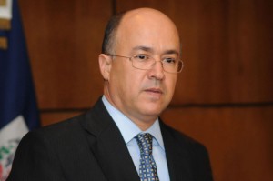 Domínguez Brito viajará a Washington; abordará tratado extradición con EEUU  