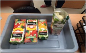 DNCD apresa dos “mulas” cargadas de drogas, una con cocaína liquida