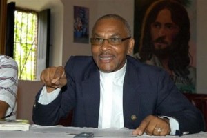 Fray Santiago Bautista también ve perdida lucha contra la corrupción 