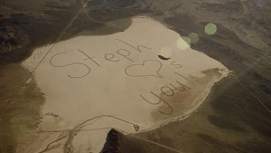 Gigantesco mensaje de una niña a su padre astronauta