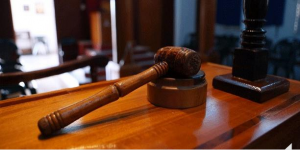 Hombre denuncia abuso de poder en fiscalía de menores de Cotuí