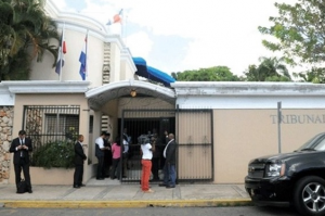 TSA se reserva fallo de recurso sometido por diputado sobre aumento salarial 