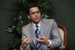 Collado convencido de veracidad encuestas que lo colocan como próximo alcalde DN