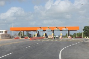 Alto costo de peajes disminuye las inversiones en Samaná