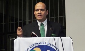 Ramfis Domínguez Trujillo hace recorrido por San Cristóbal 
