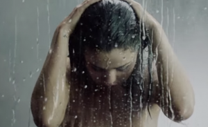 Selena Gómez estrena sugerente vídeo de su nueva canción 