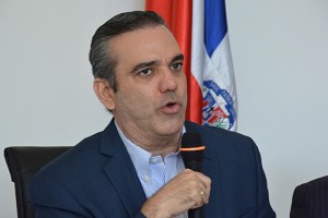  Abinader: “El PLD debe parar vocación a irrespetar la Constitución”