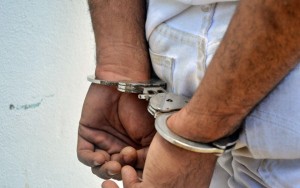 Detenido acusado de violar dos niñas en Verón