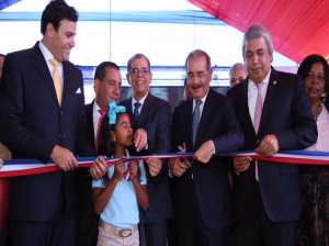 Presidente Medina entrega liceo en San José de Ocoa 