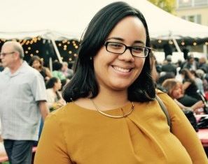 Candidata de origen dominicano agradece triunfo en elecciones primarias demócratas