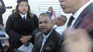 Tribunal ordena seis meses de arresto domiciliario a ex alcalde Mondesí