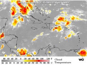 Se esperan aguaceros con tormentas eléctricas por onda tropical 