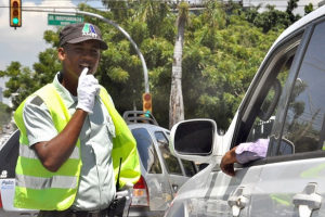 AMET reitera prohibición a vehículos pesados en Navidad