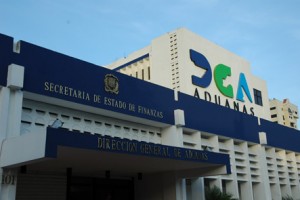 Aduanas interviene operaciones de mudanceras por tráfico de armas, municiones, dólares y arroz 