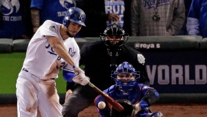 Eric Hosmer rompe récord de empujadas de George Brett