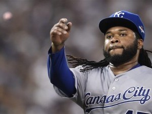 Cueto acusa a Azulejos de robar señales en 3er juego 
