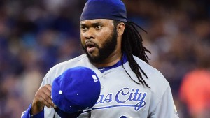 Mala noche para el lanzador dominicano Johnny Cueto