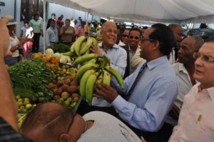 OMSA e Inespre inauguran mercado de alimentos a bajo costo 