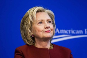 EEUU: Hillary buscará crear más impuestos para los ricos