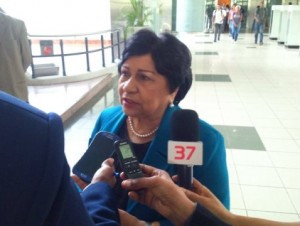 Ciudadanos califican de injusta actitud de ministra MESCYT 