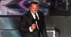 Revelan que Luis Miguel sufre un grave problema en el oído y enfrenta una demanda millonaria