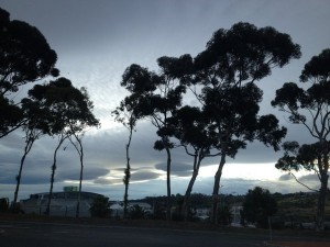 Se esperan nublados ocasionales con lluvias débiles hacia algunas provincias 
