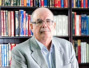 Historiador Roberto Cassá afirma que en RD hay apátridas  