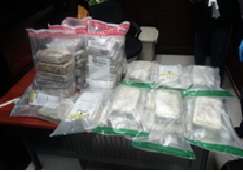 DNCD ocupa 54 paquetes de droga en yate de lujo y 23 en Punta Cana