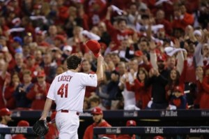 Cardenales presentan ofertas calificadas a Heyward y Lackey