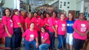 Inicia  feria de productos artesanales elaborados por mujeres