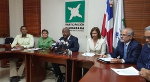 PC favorece debates presidenciales y funcionarios se tomen licencia