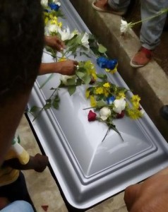 Sepultan asesinada por su padre. Foto: Fuente externa 