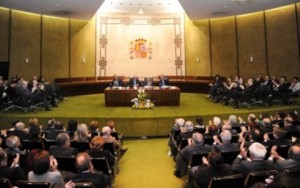 Tribunal Constitucional de España anula resolución independentista de Cataluña