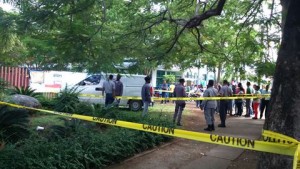 Encuentran cadáver de hombre en área verde de avenida Tiradentes   