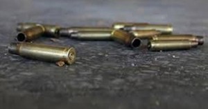 Balacera en colmadón de SJM deja tres heridos 