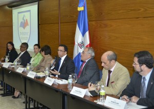Analizan en Cancillería aplicación Ley 169-14 