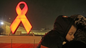 Inventan un medicamento que elimina el VIH en células infectadas 