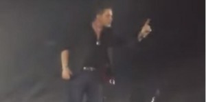 Alejandro Sanz se mete en pelea en pleno concierto